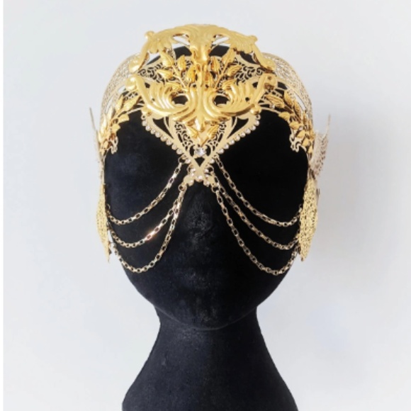 Helm of Freya masquerade mask - Valkyrie Viking headpiece - silver or gold - Picture 2 of 6